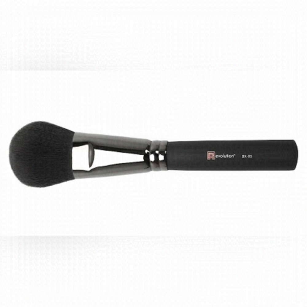 ⭐️ Royal & Langnickel Revolution Professional Make-Up Powder brush